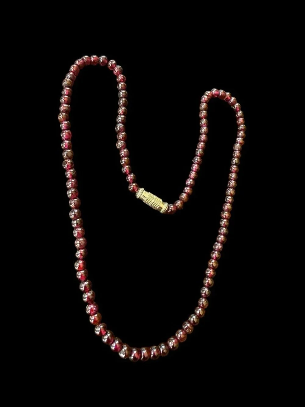 Vintage Natural Red Garnet Bead Strand Necklace Barrel Screw Clasp